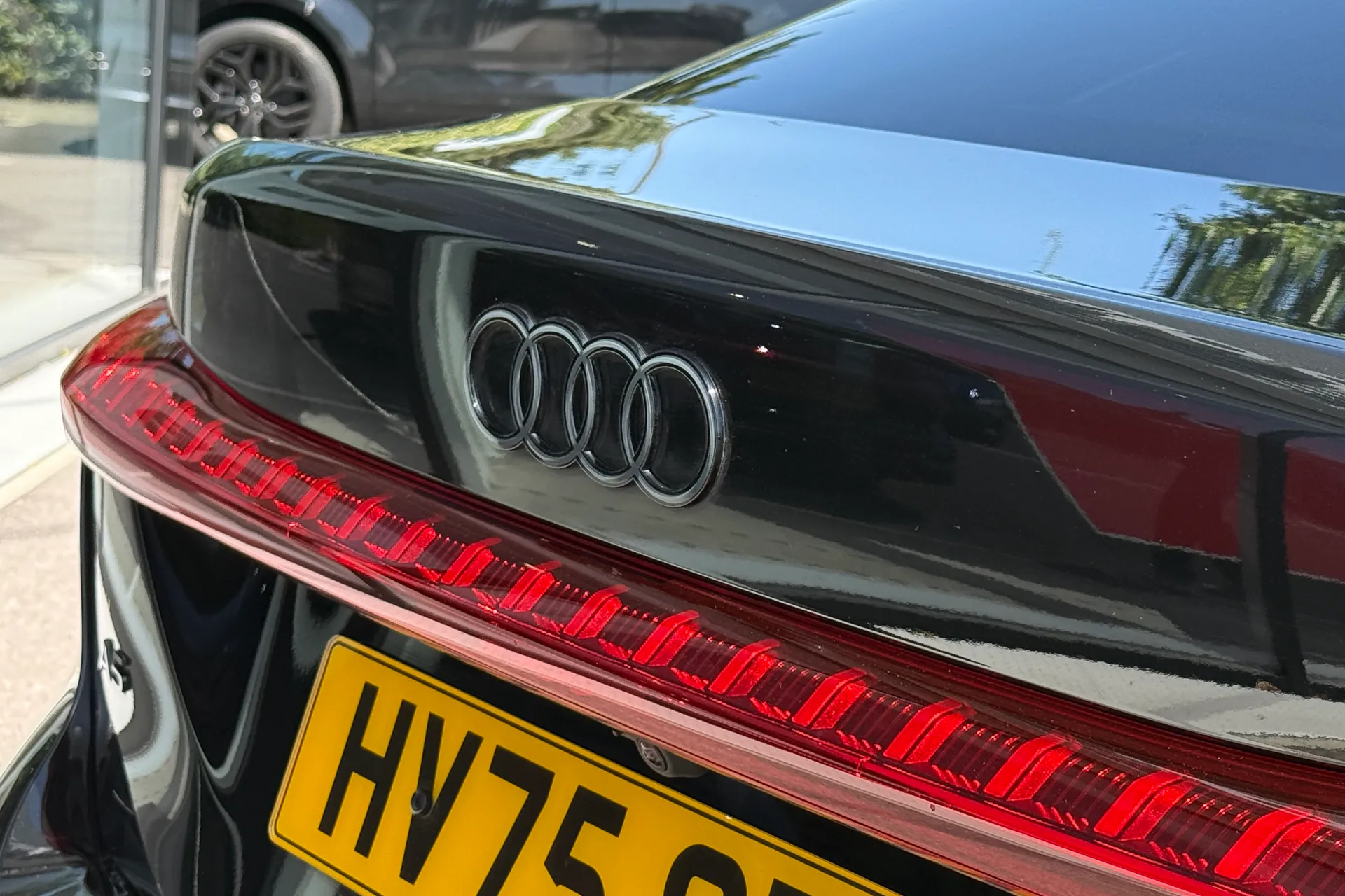 Audi A5 thumbnail image number 35