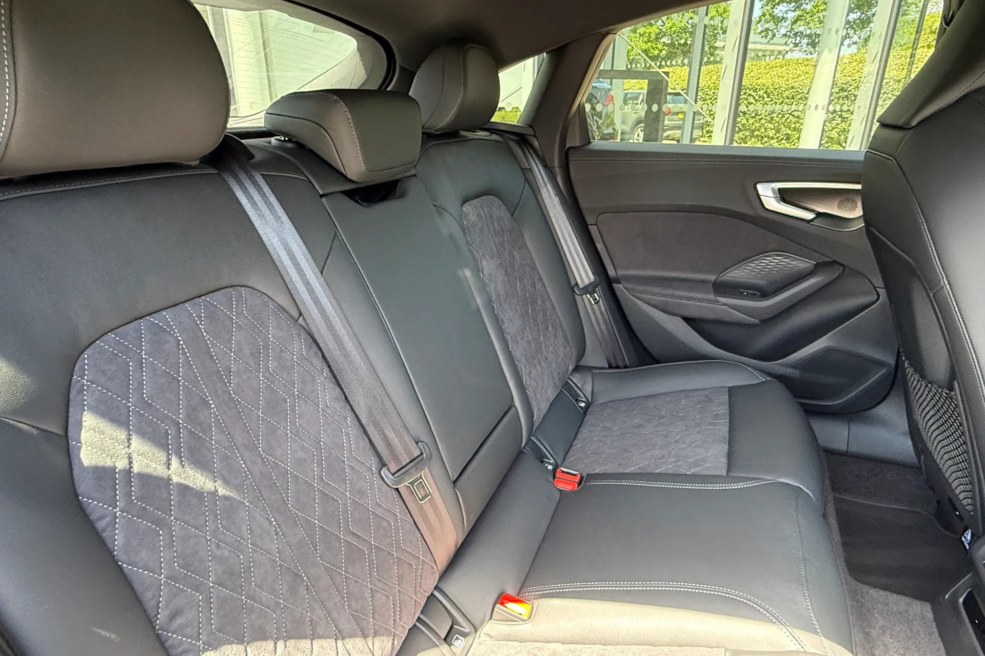 Audi A5 thumbnail image number 41