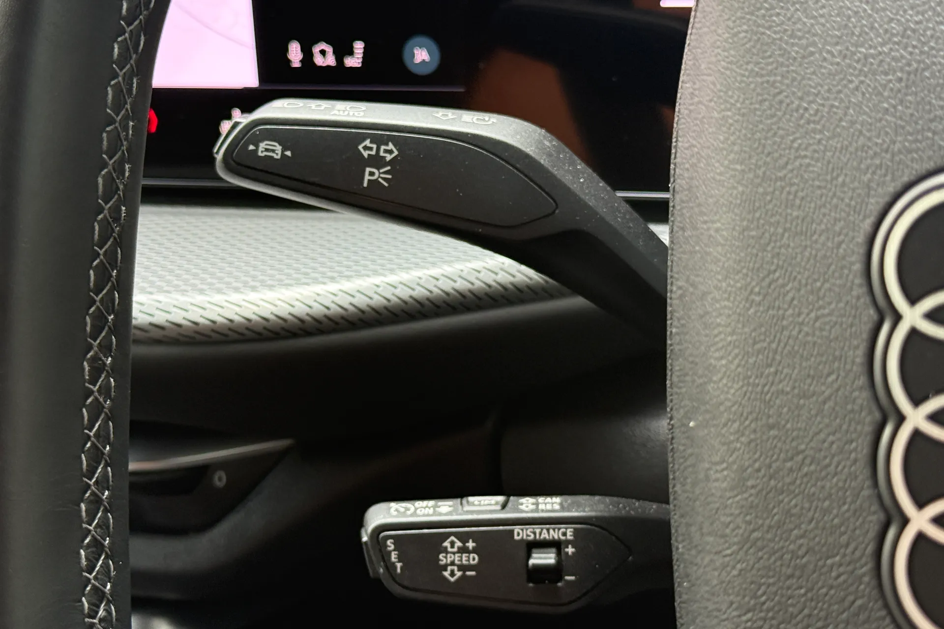 Audi Q5 thumbnail image number 12