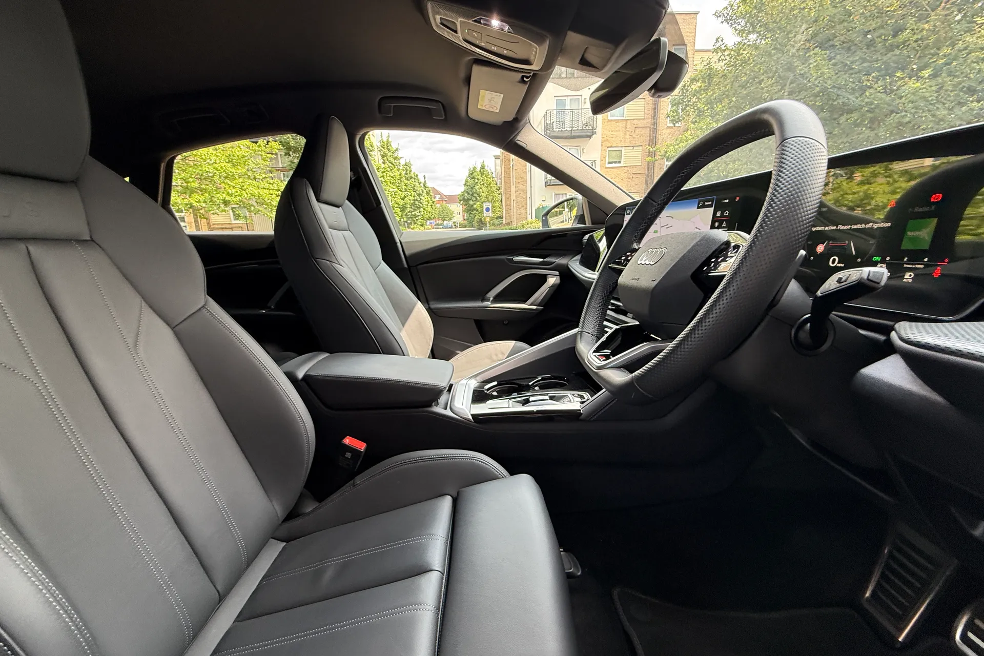 Audi Q5 thumbnail image number 26