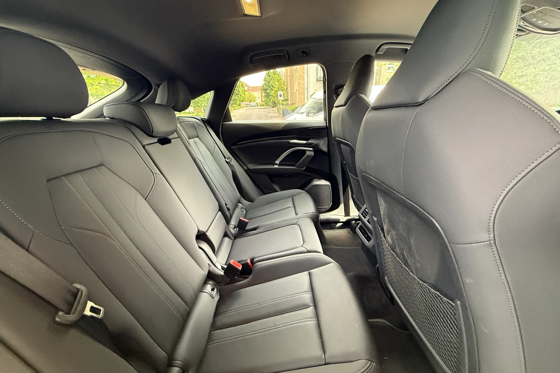 Audi Q5 thumbnail image number 31