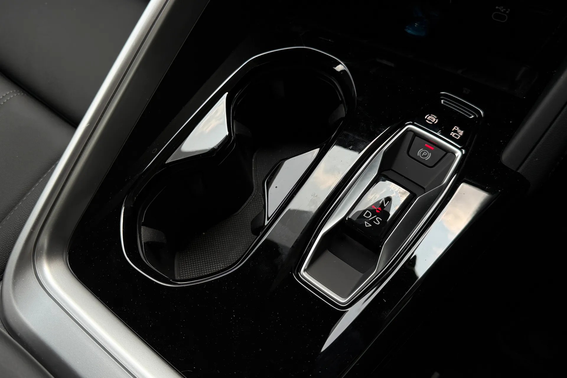 Audi Q5 thumbnail image number 20