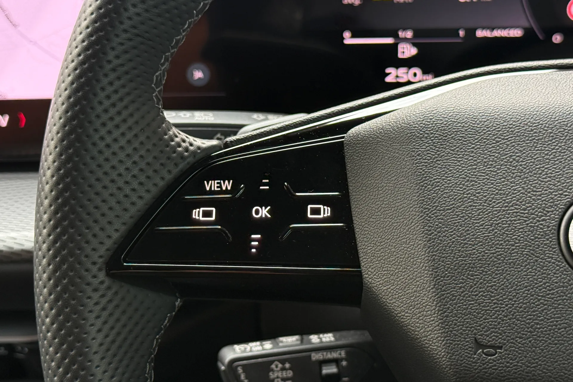 Audi Q5 thumbnail image number 9