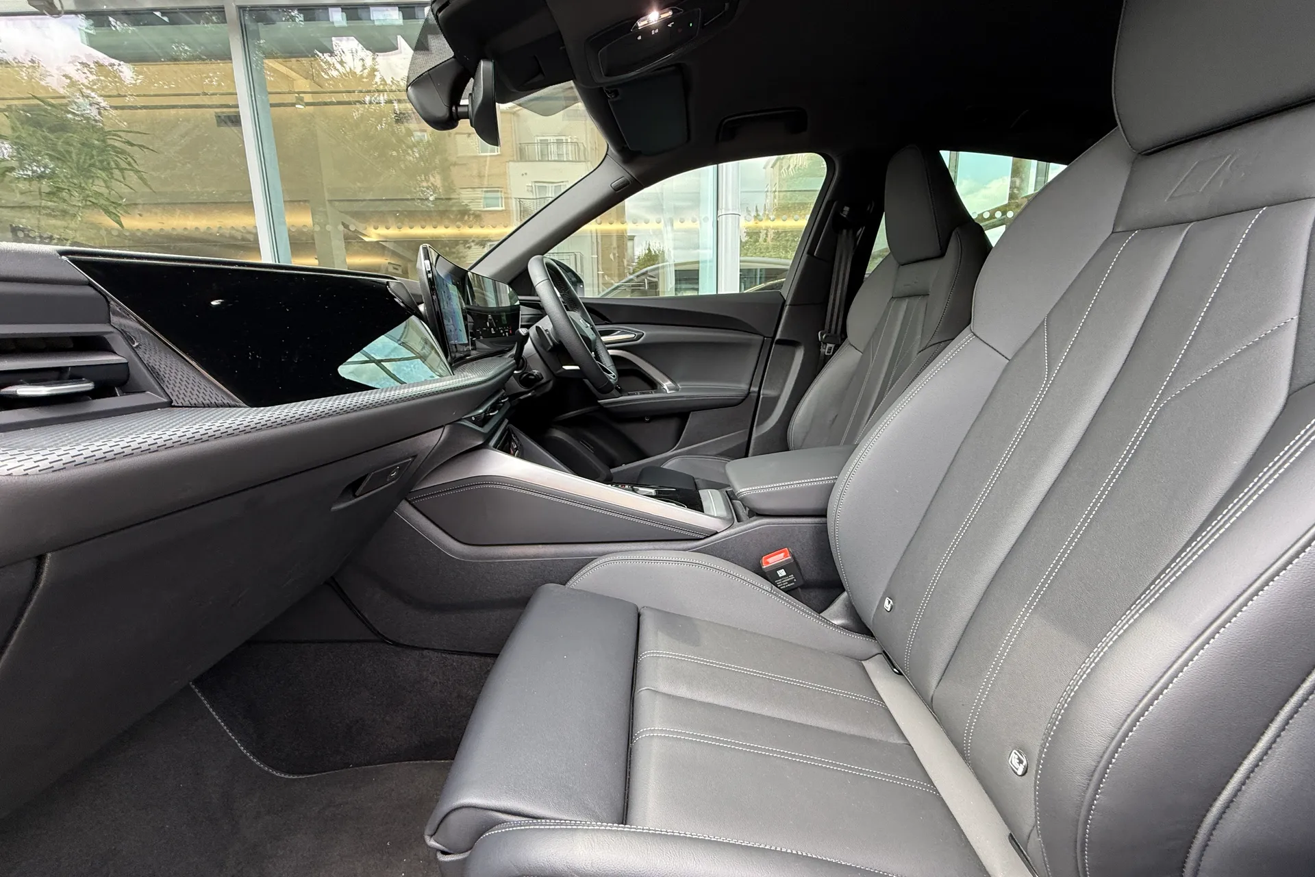 Audi Q5 thumbnail image number 46