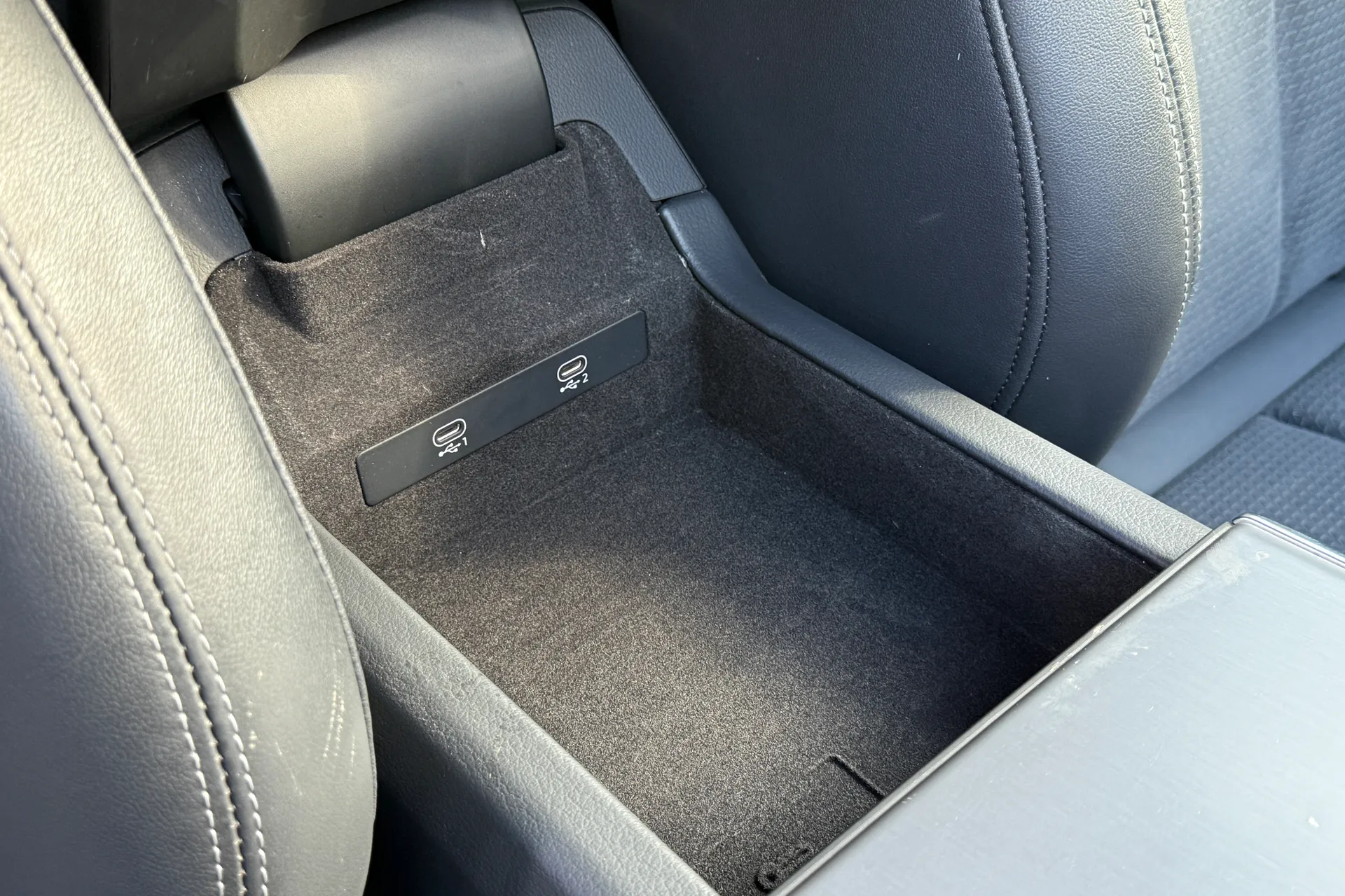 Audi A6 thumbnail image number 55