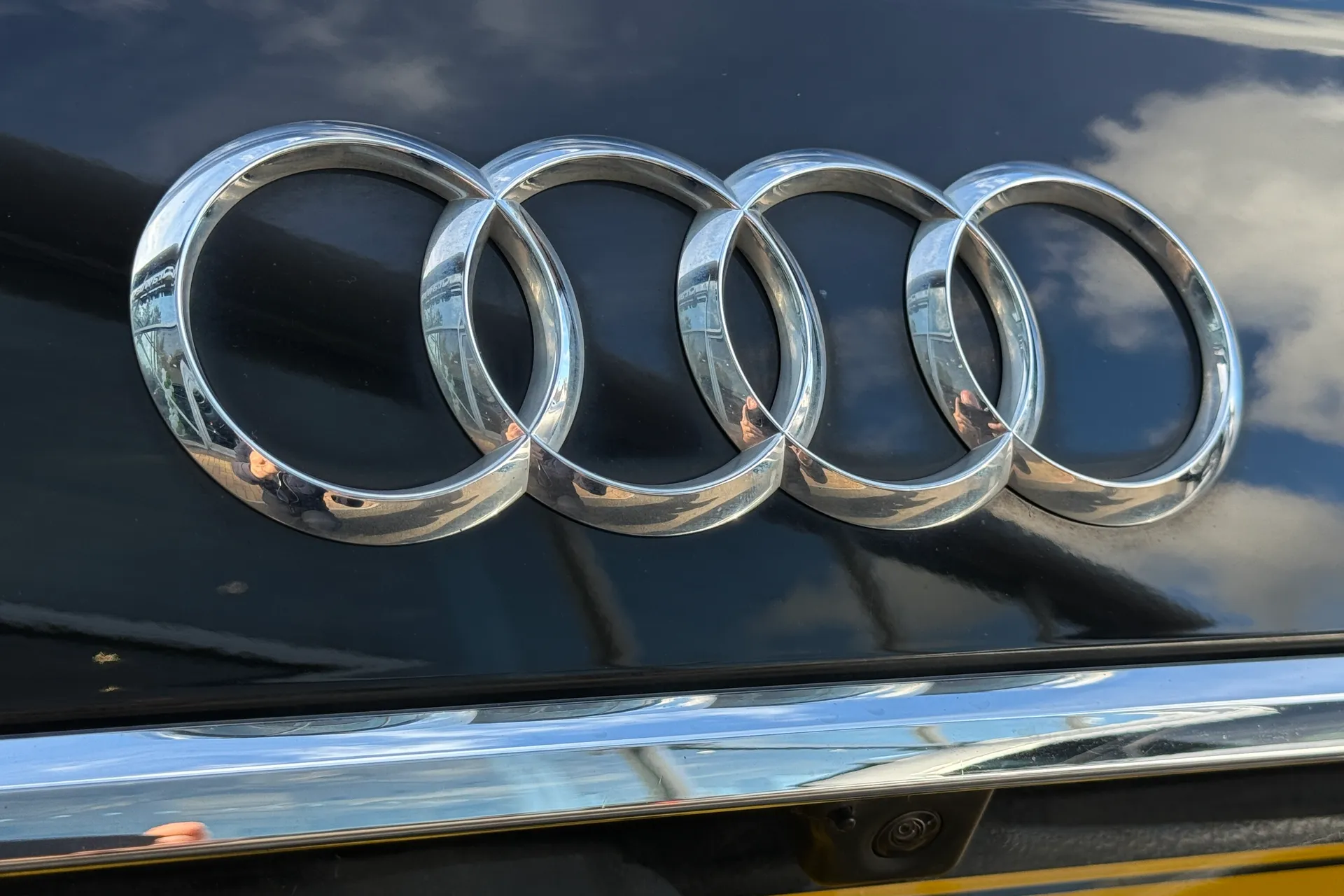 Audi A6 thumbnail image number 30