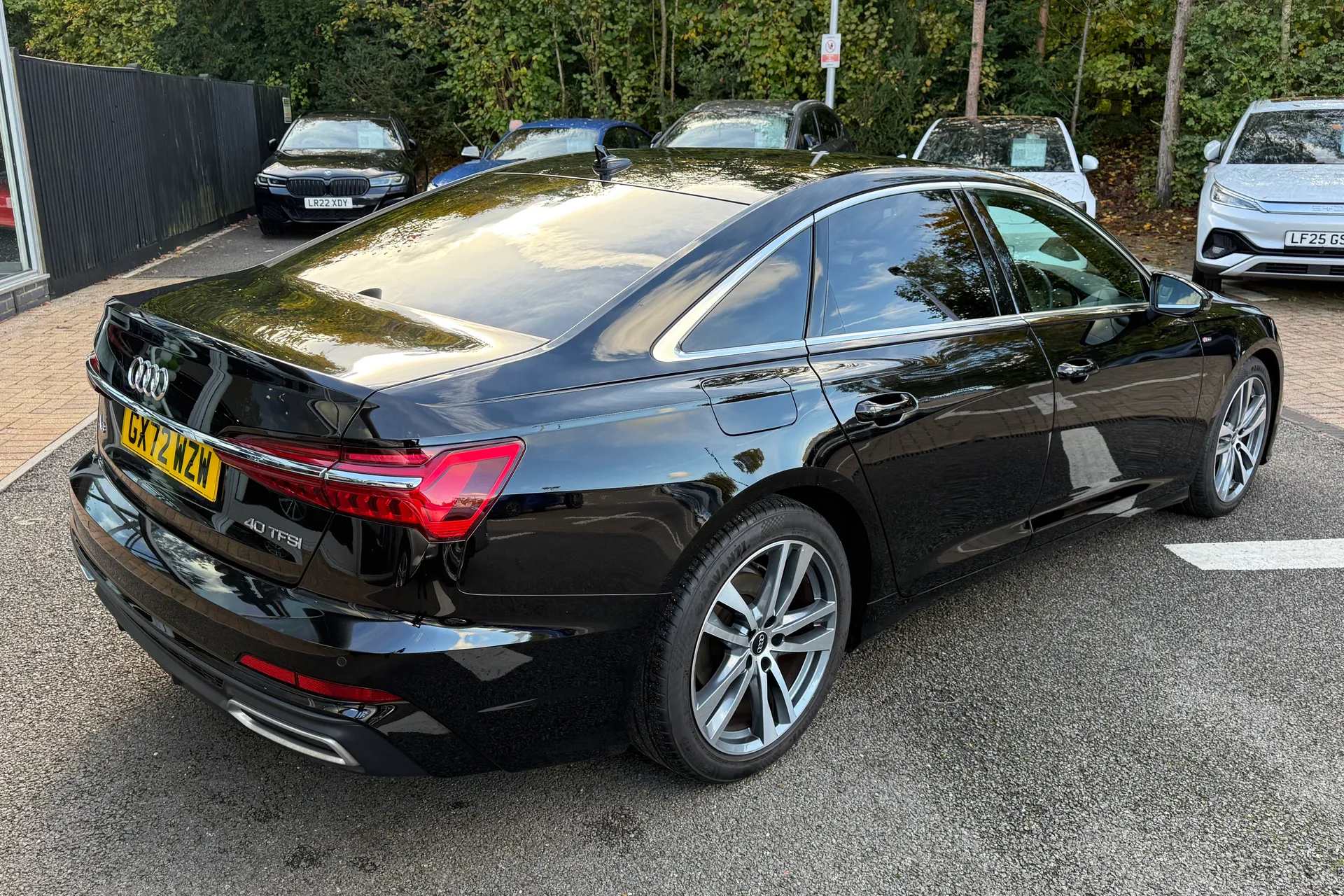 Audi A6 thumbnail image number 6