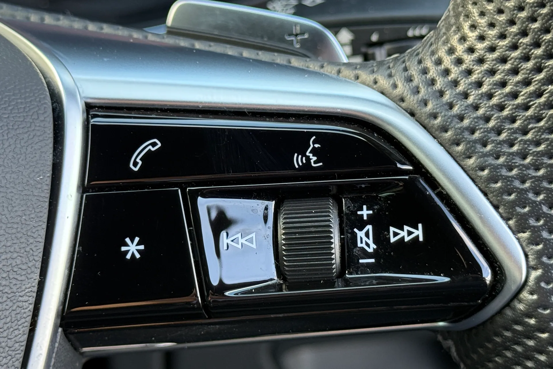 Audi A6 thumbnail image number 50