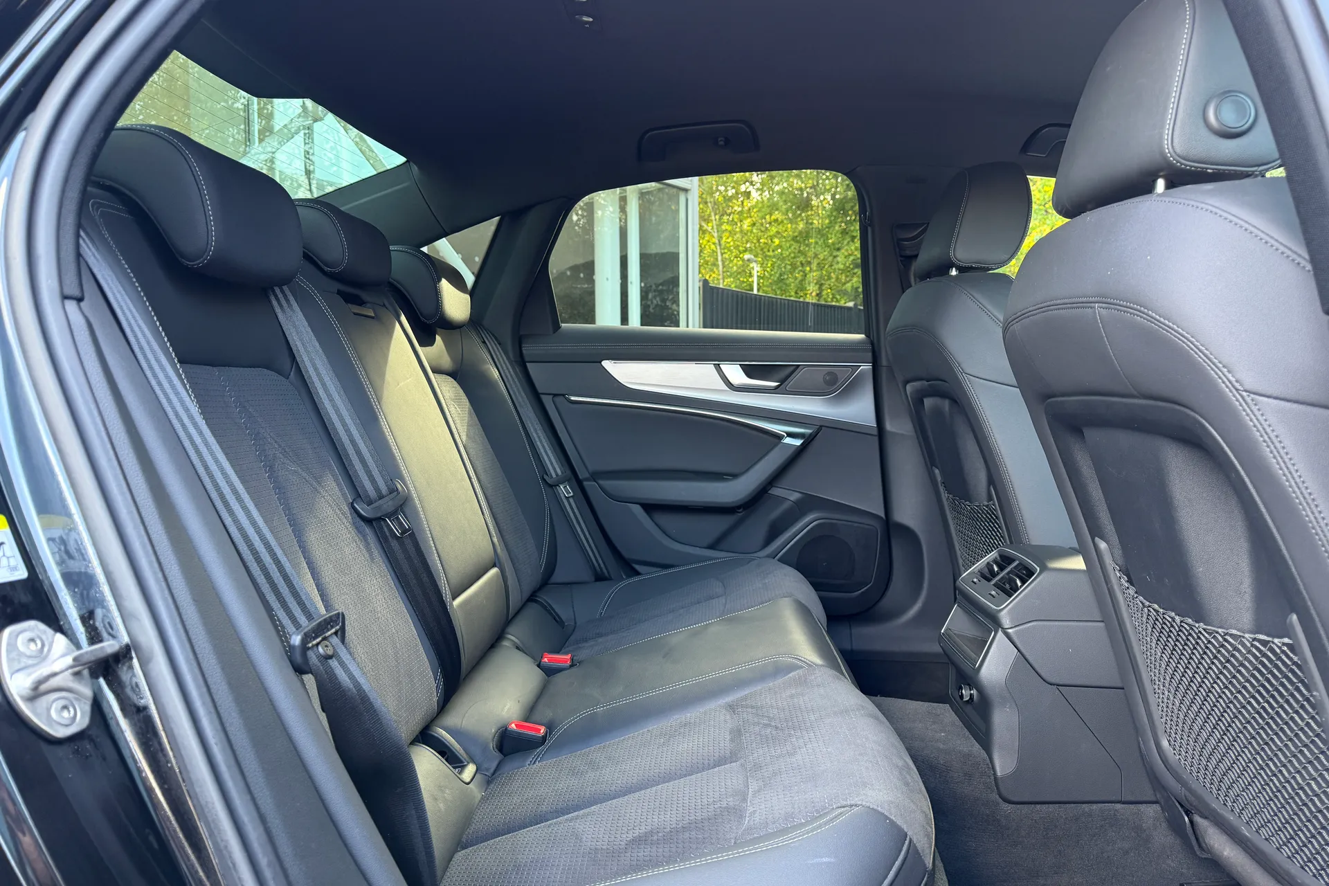 Audi A6 thumbnail image number 9