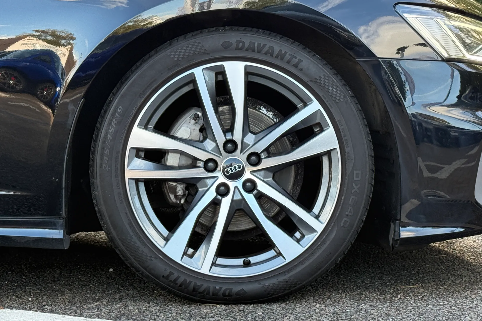 Audi A6 thumbnail image number 21