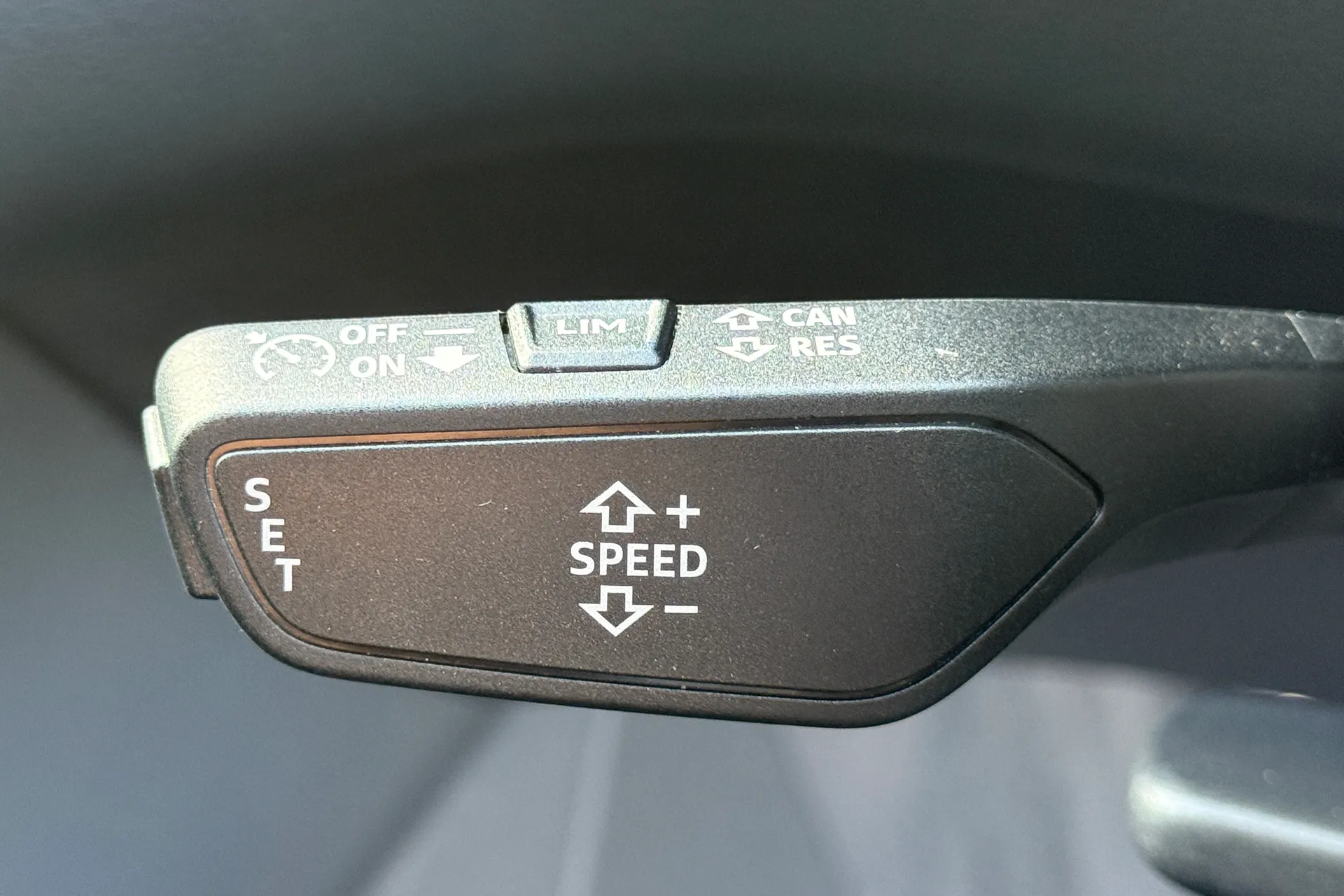 Audi A6 thumbnail image number 59