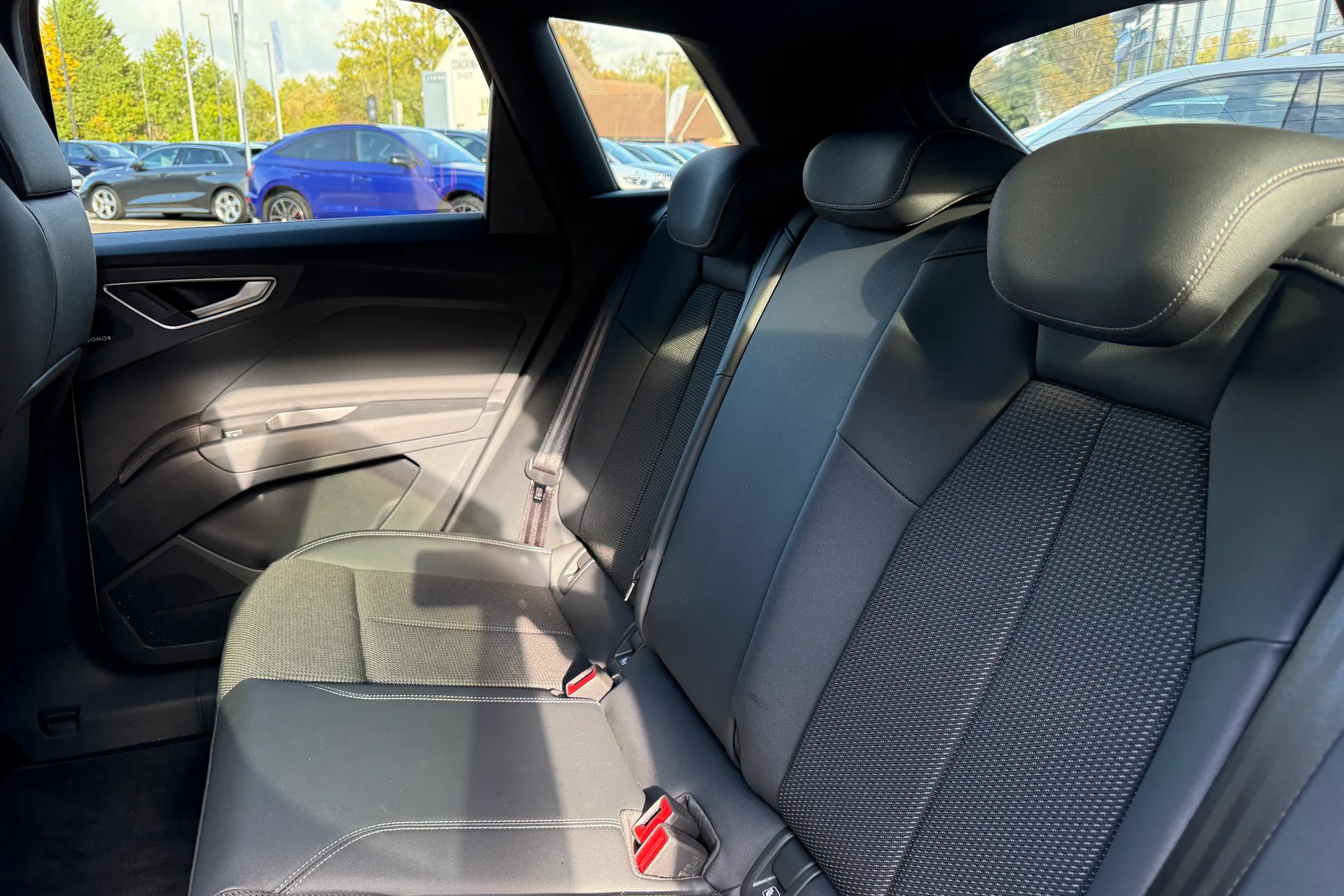 Audi Q4 thumbnail image number 55