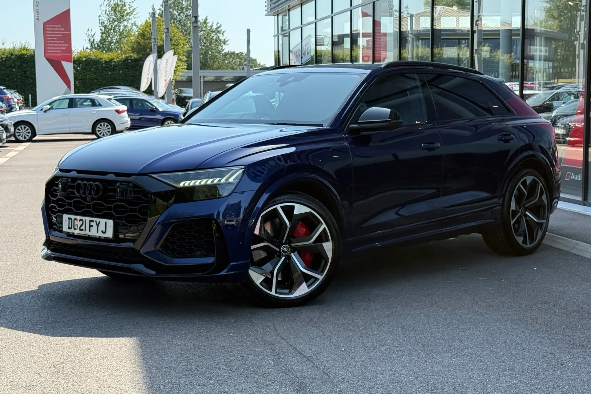 Audi RS Q8 thumbnail image number 9