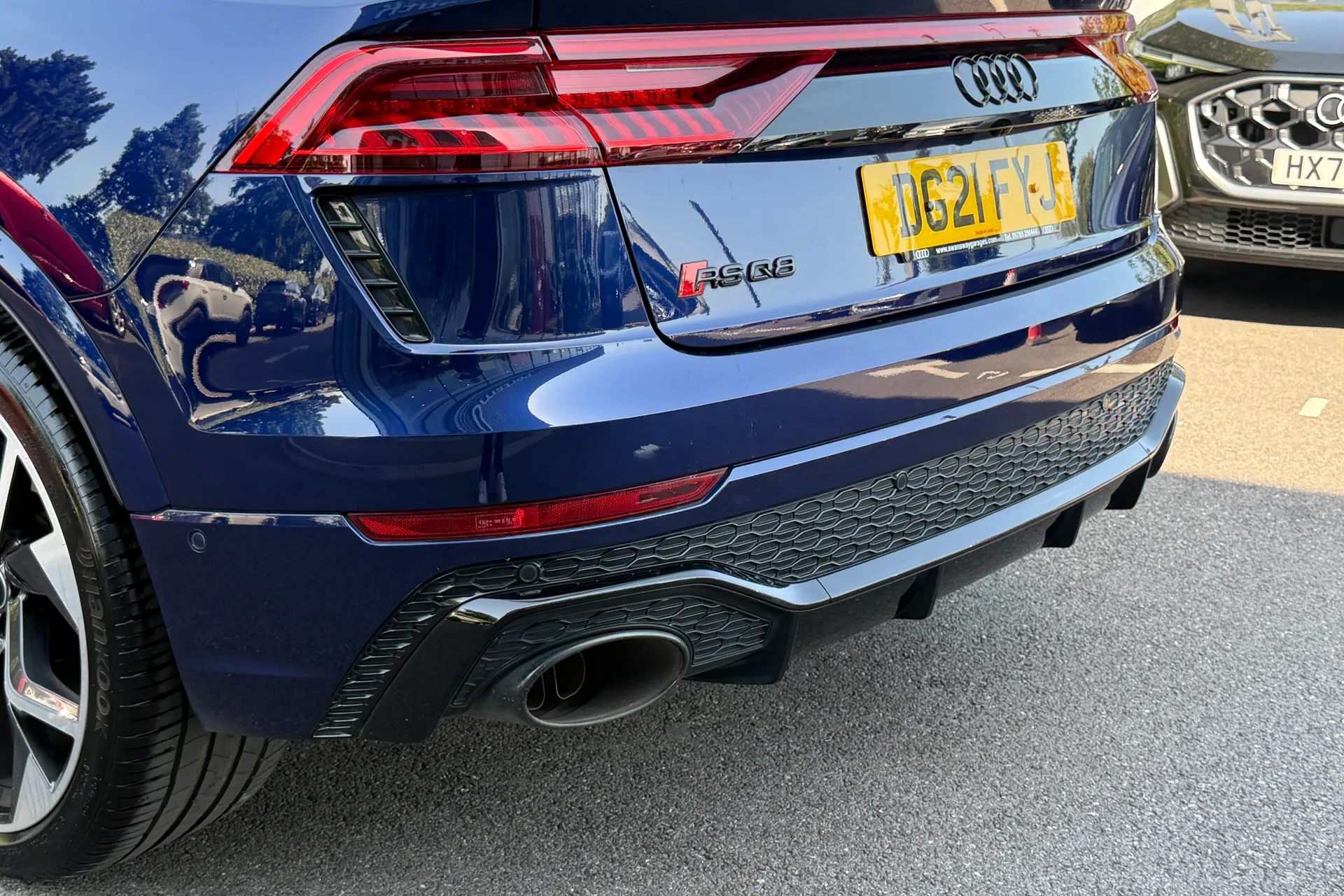 Audi RS Q8 thumbnail image number 21