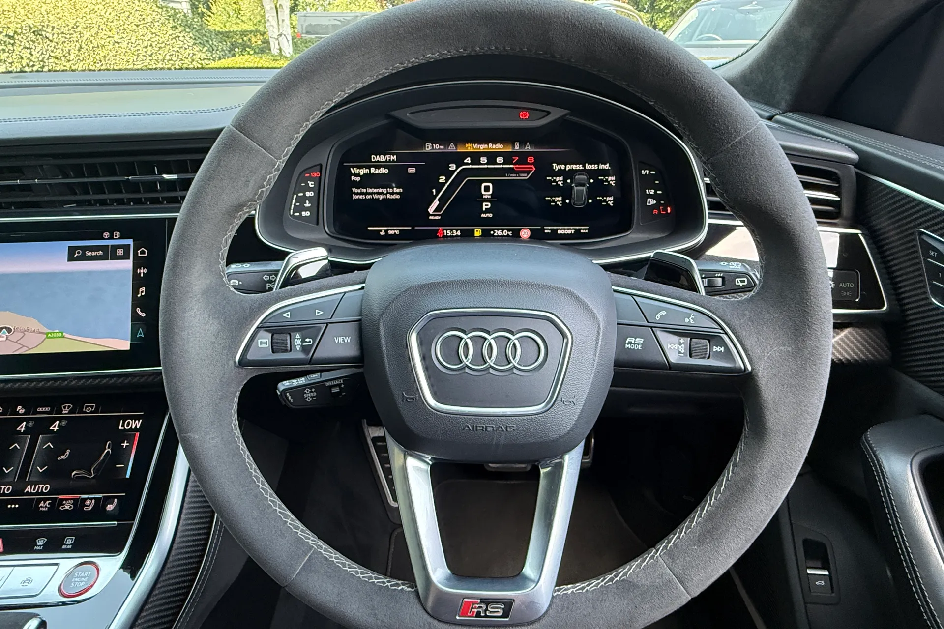 Audi RS Q8 thumbnail image number 14