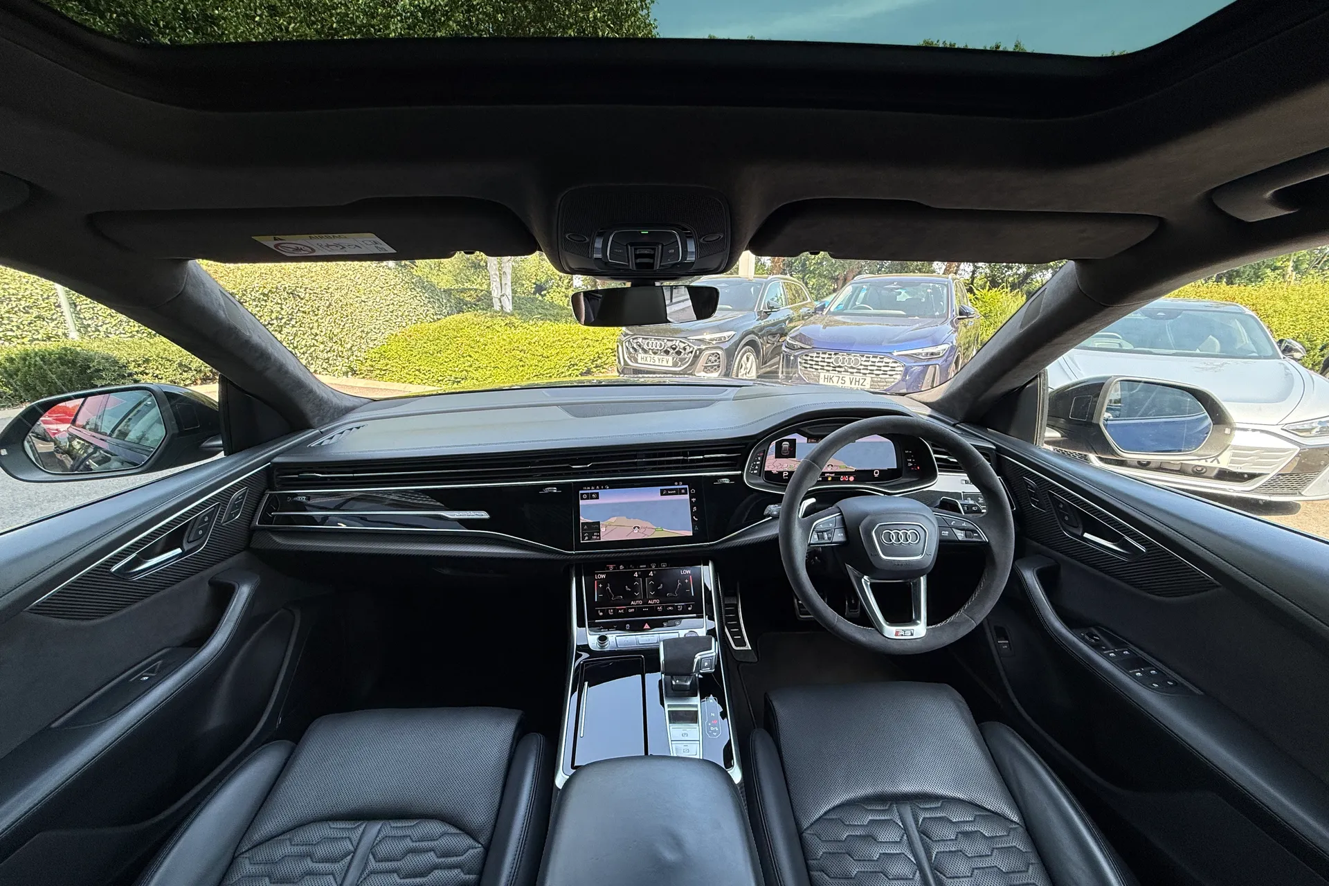 Audi RS Q8 thumbnail image number 5