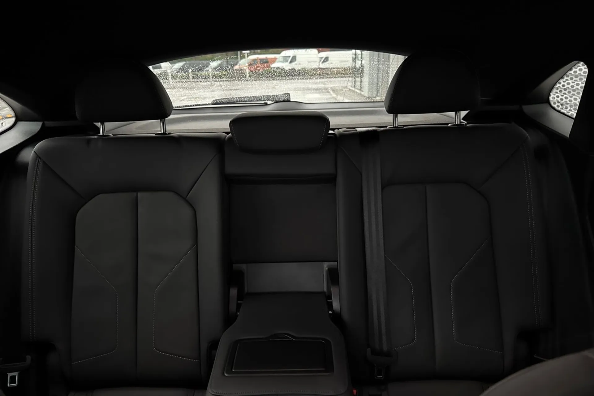 Audi Q3 thumbnail image number 34