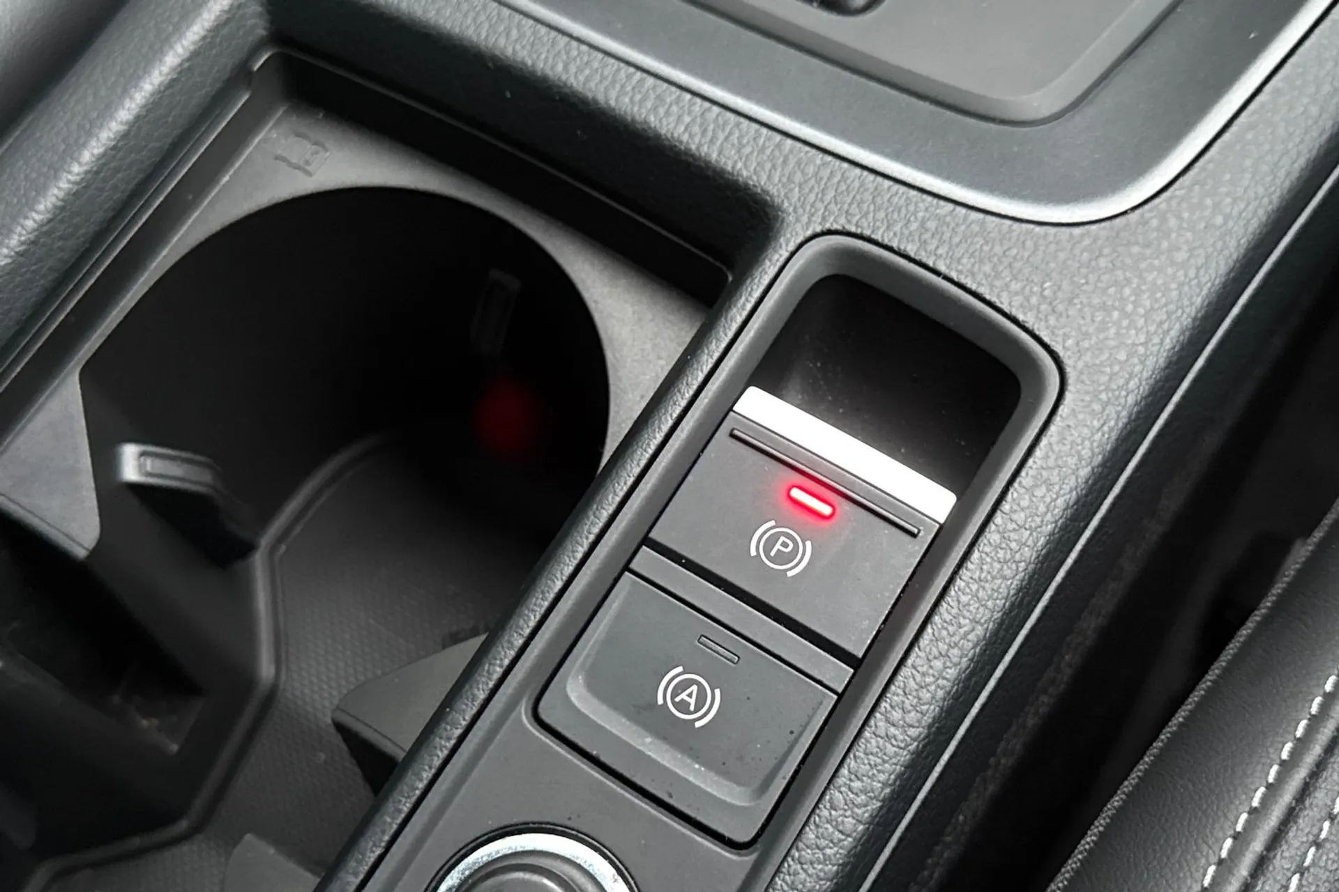 Audi Q3 thumbnail image number 50