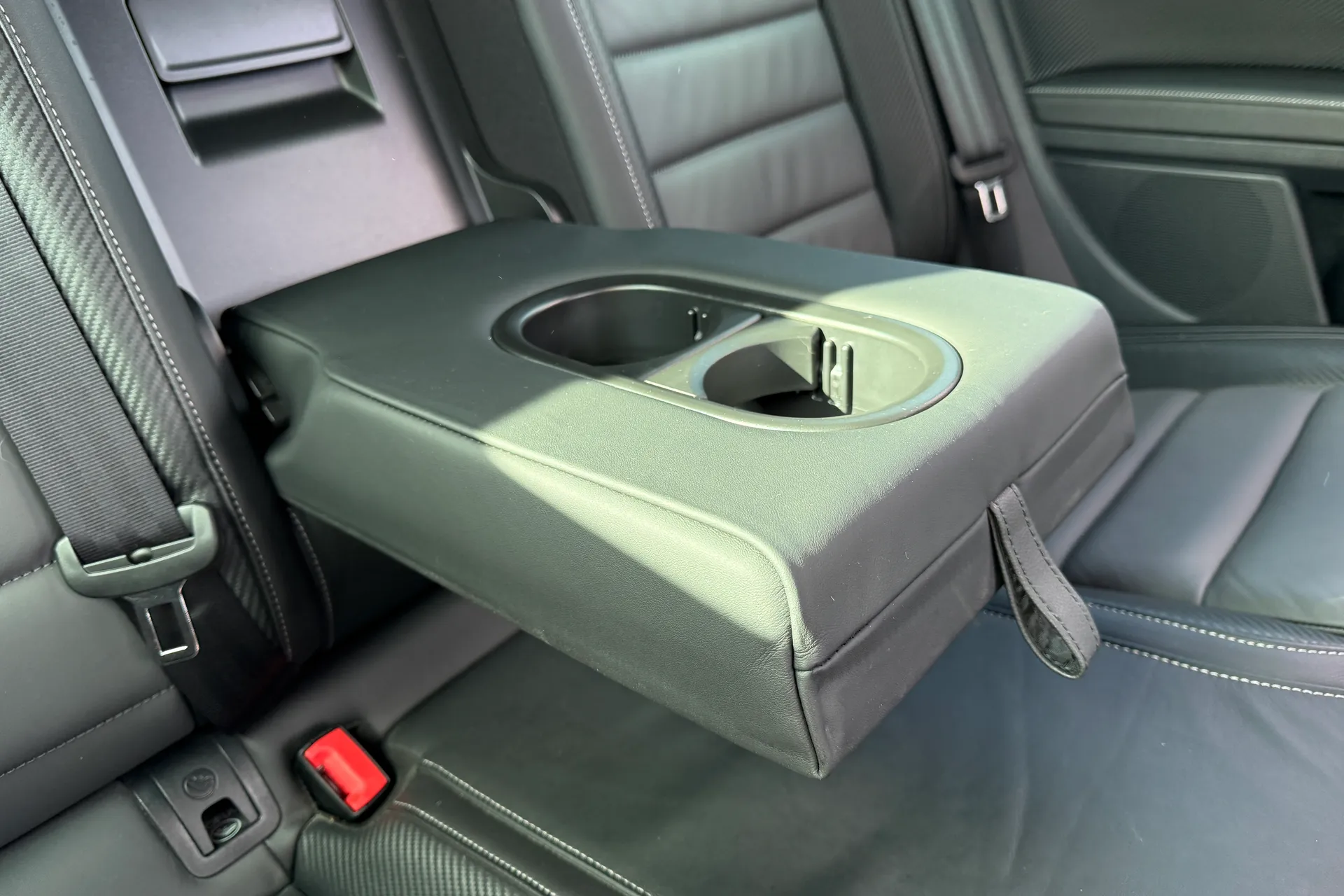 VOLKSWAGEN GOLF thumbnail image number 38