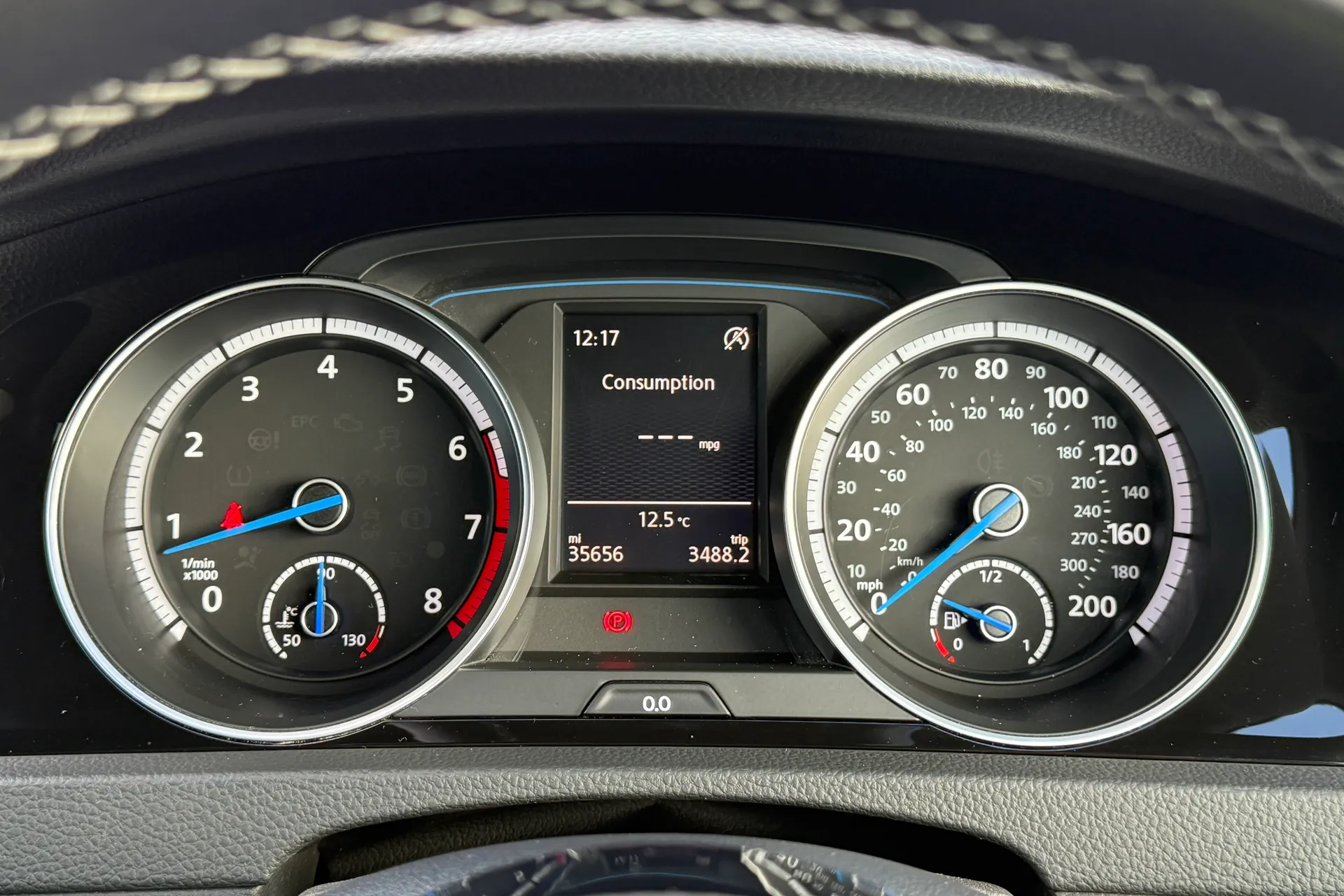 VOLKSWAGEN GOLF thumbnail image number 10