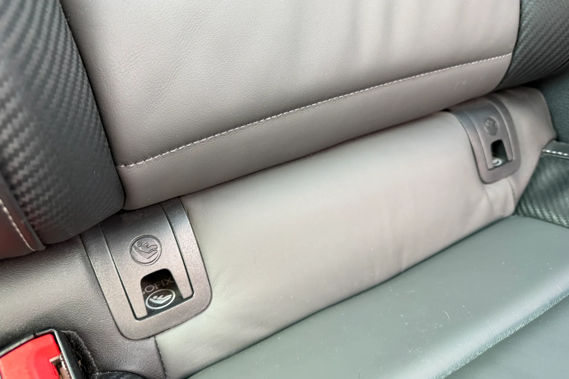 VOLKSWAGEN GOLF thumbnail image number 36