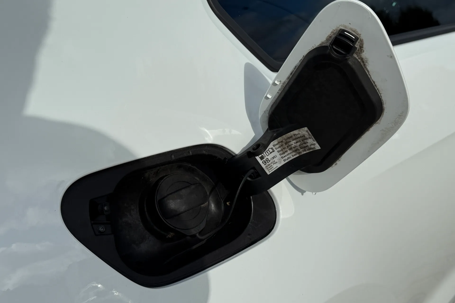 VOLKSWAGEN GOLF thumbnail image number 43