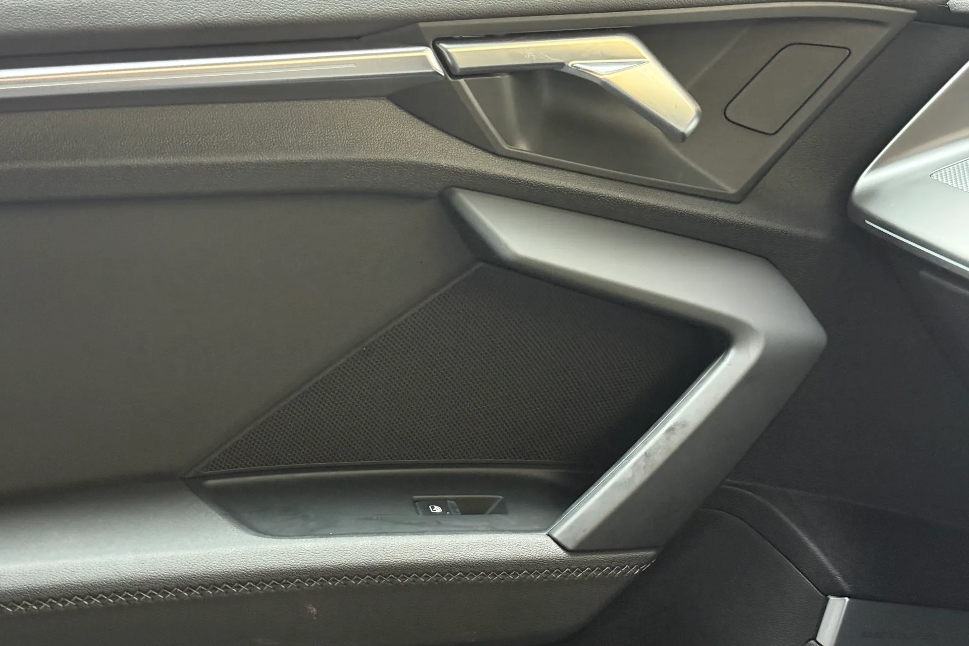 Audi A3 thumbnail image number 29