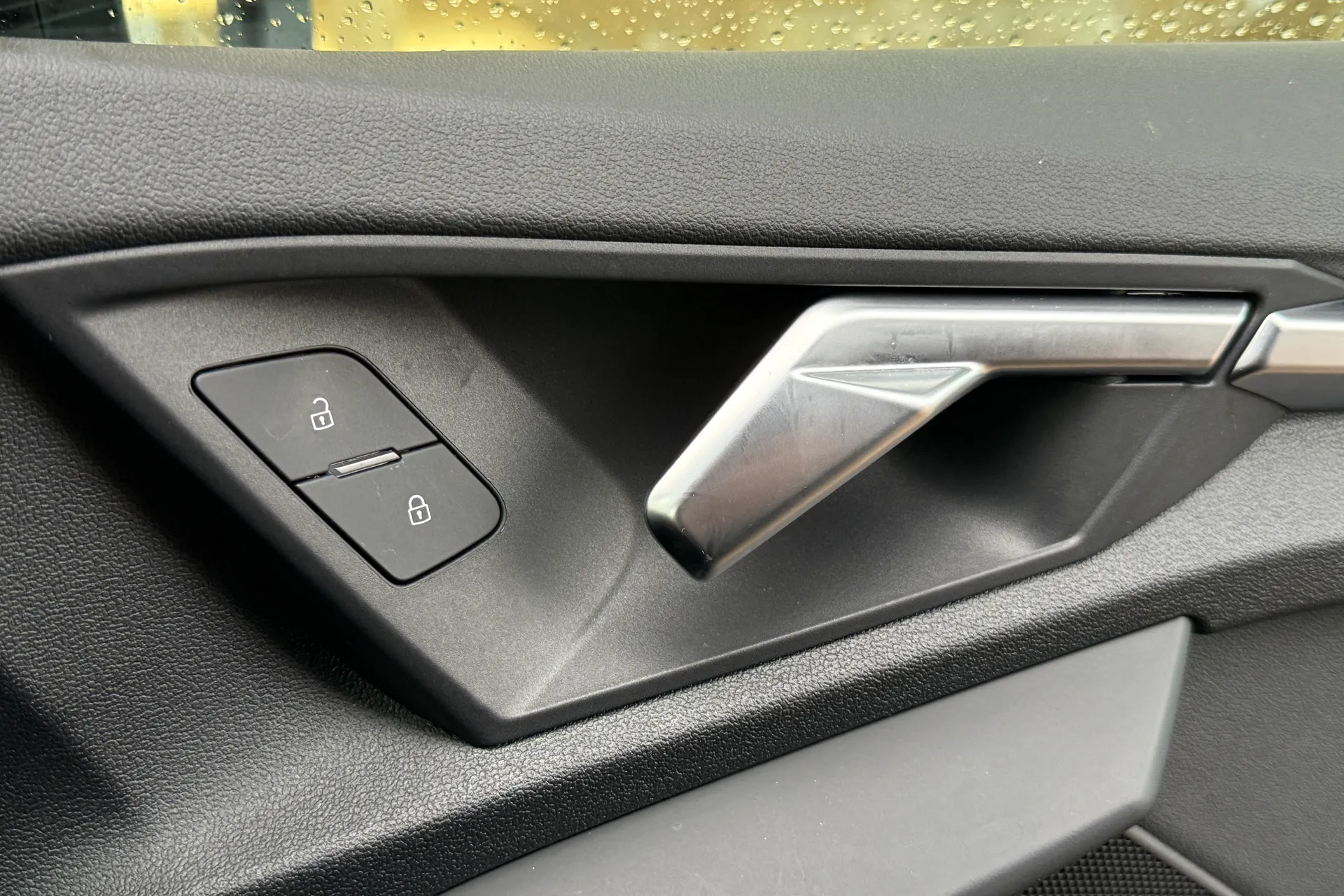 Audi A3 thumbnail image number 33