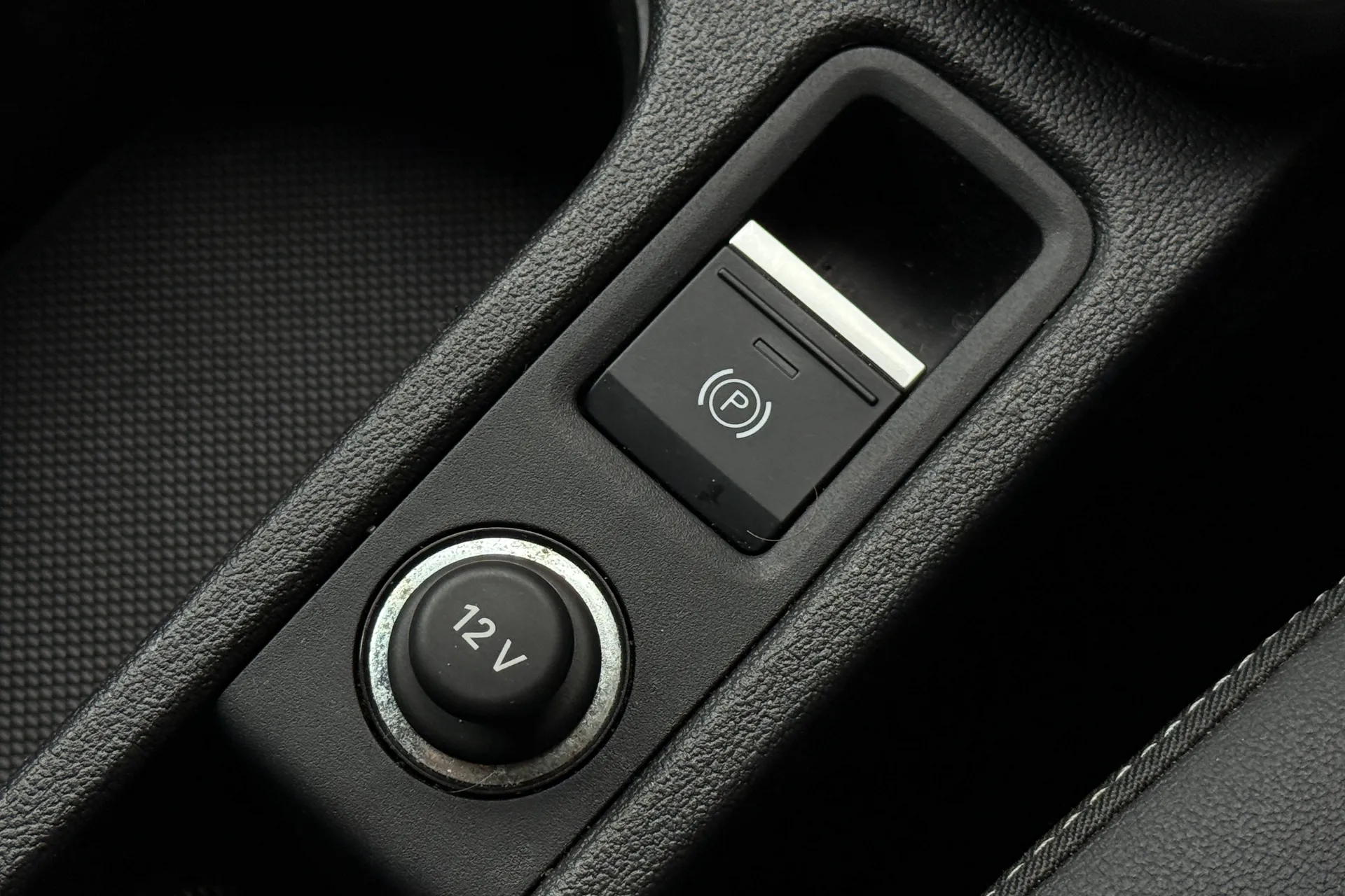 Audi A3 thumbnail image number 25