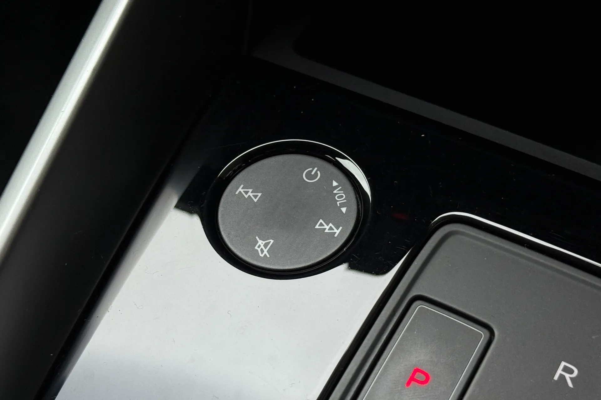 Audi A3 thumbnail image number 21