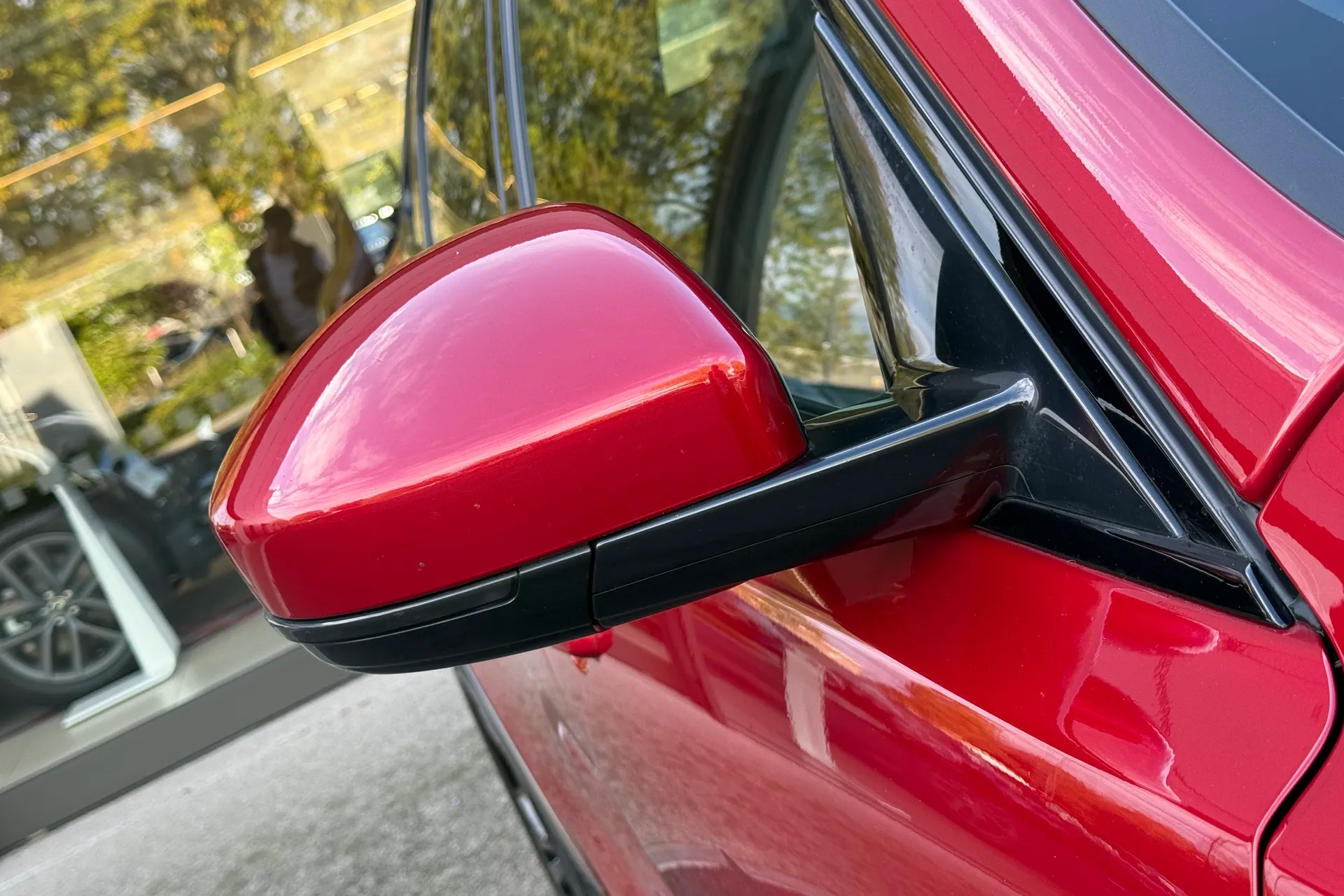 Jaguar F-PACE thumbnail image number 49