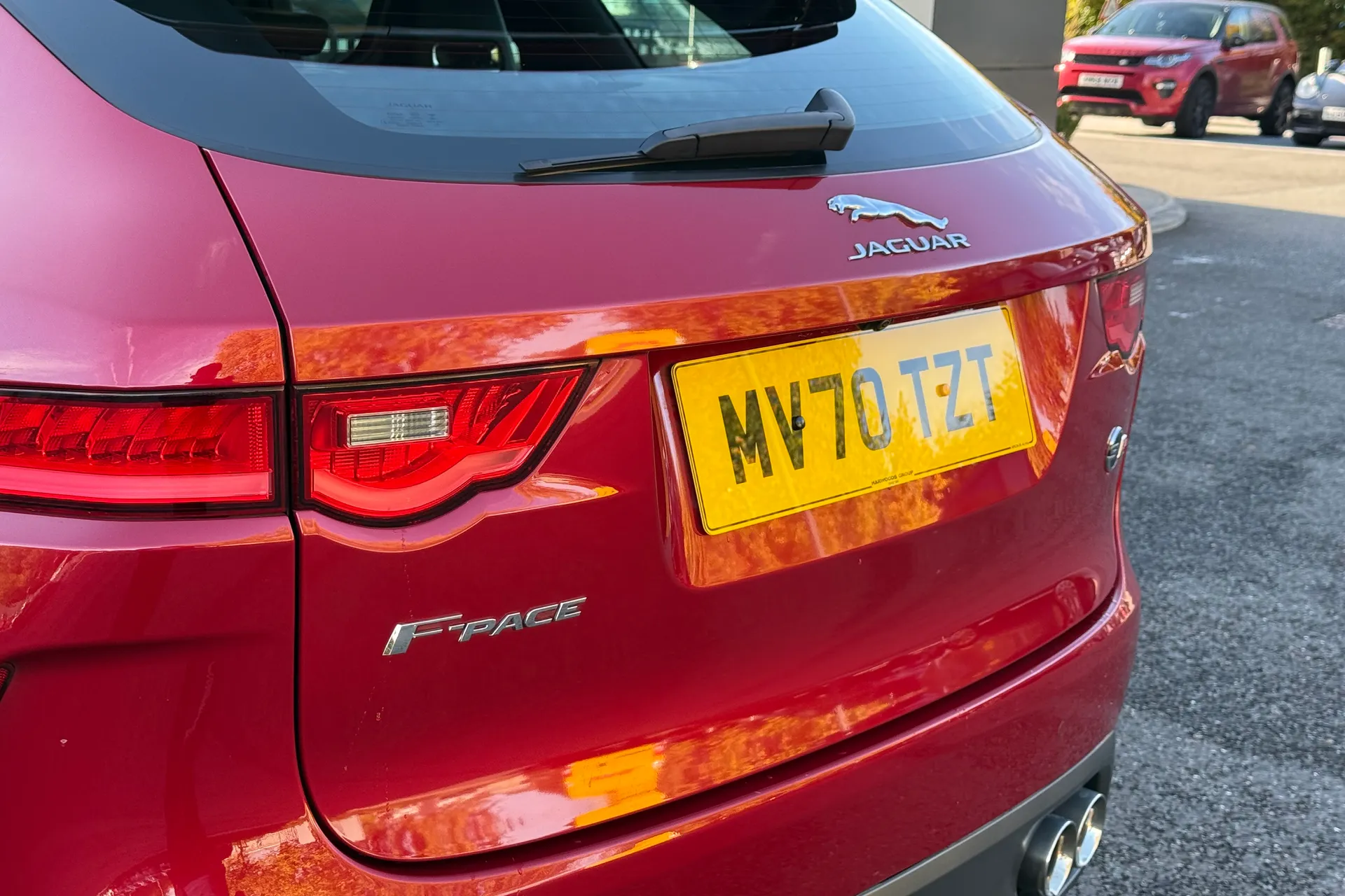 Jaguar F-PACE thumbnail image number 40