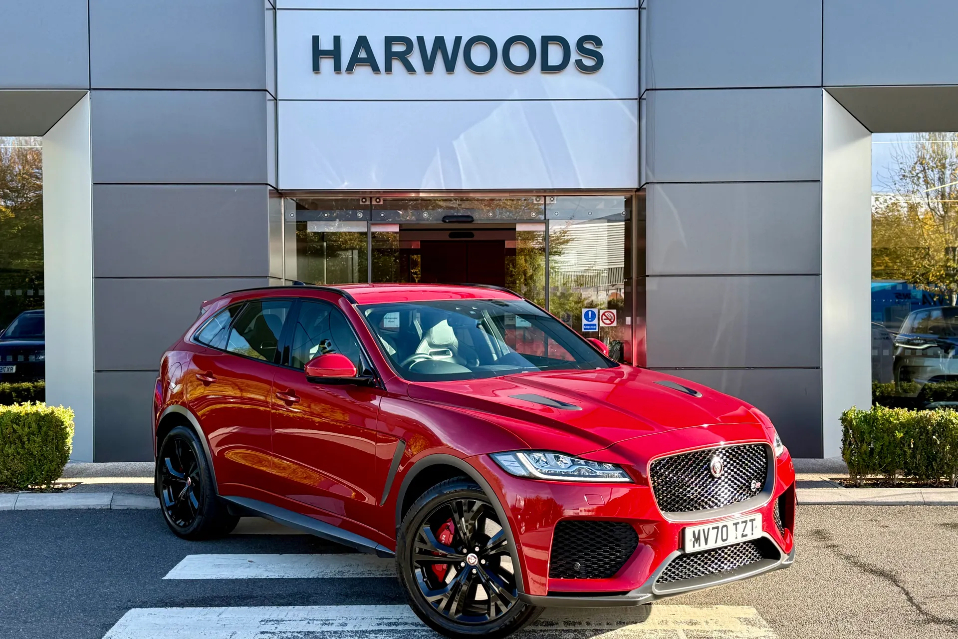 Jaguar F-PACE focused image