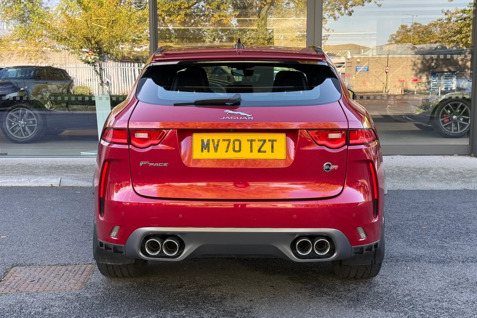 Jaguar F-PACE thumbnail image number 6
