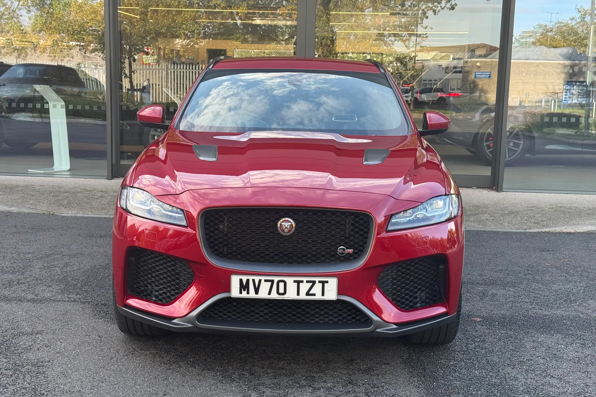 Jaguar F-PACE thumbnail image number 8