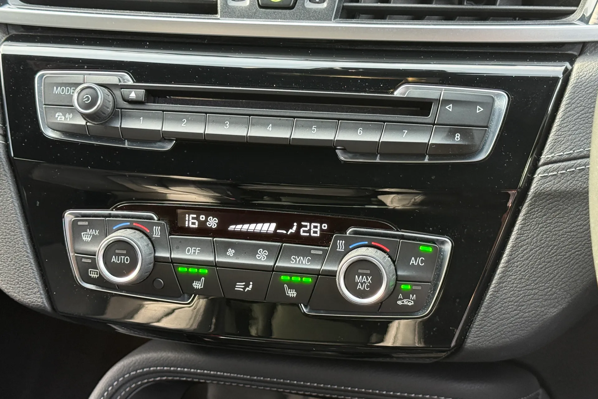 BMW X2 thumbnail image number 38