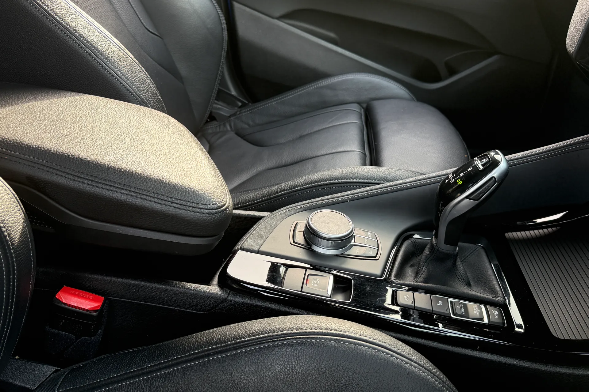 BMW X2 thumbnail image number 35