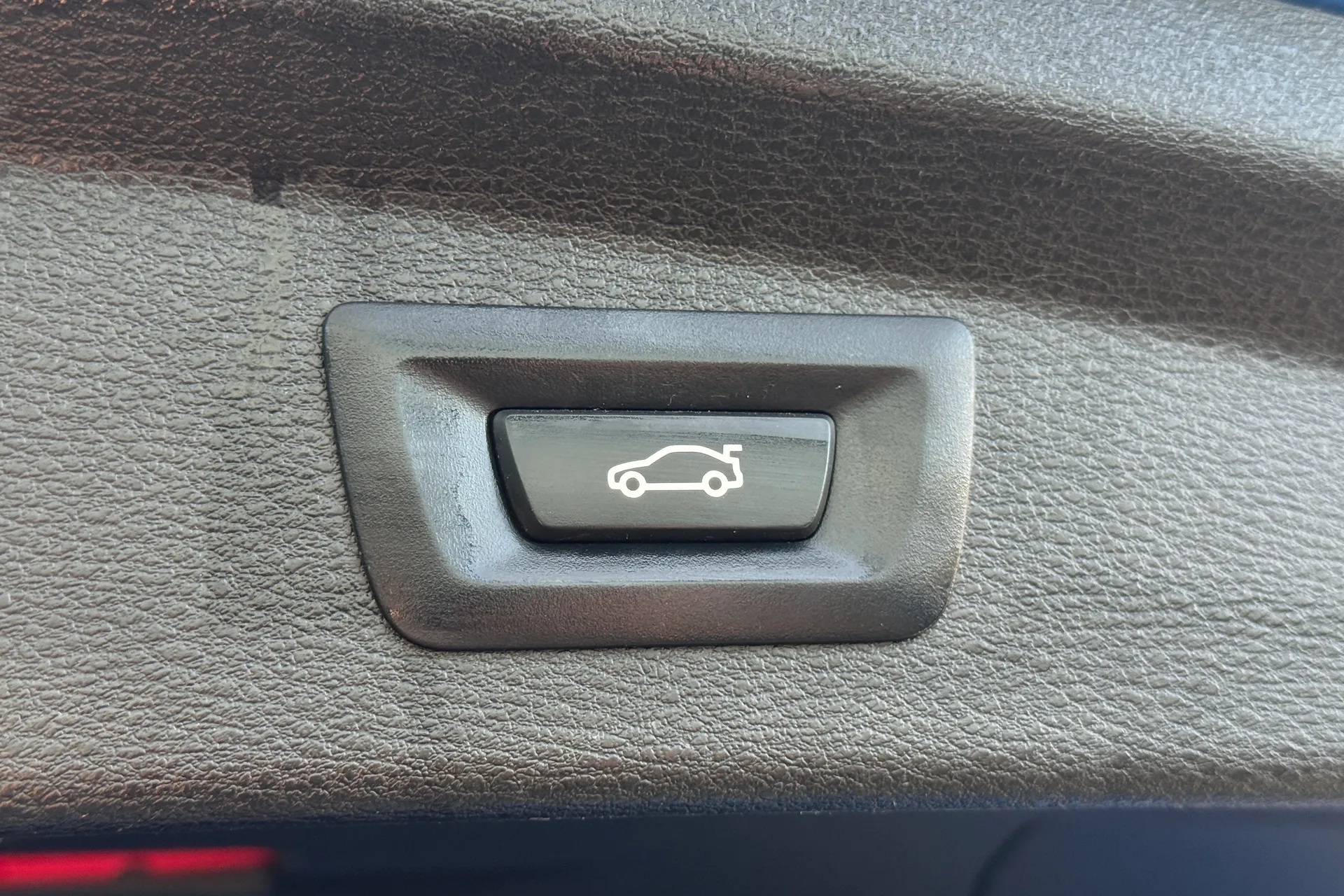 BMW X2 thumbnail image number 21