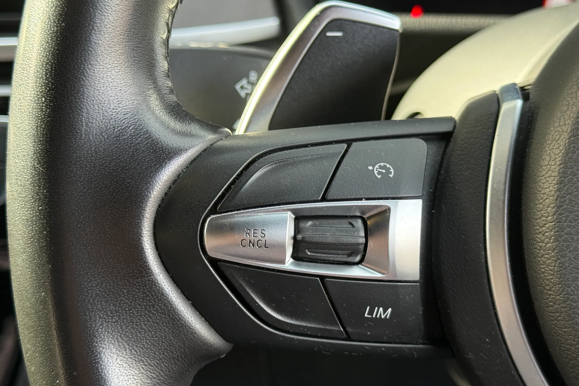 BMW X2 thumbnail image number 43