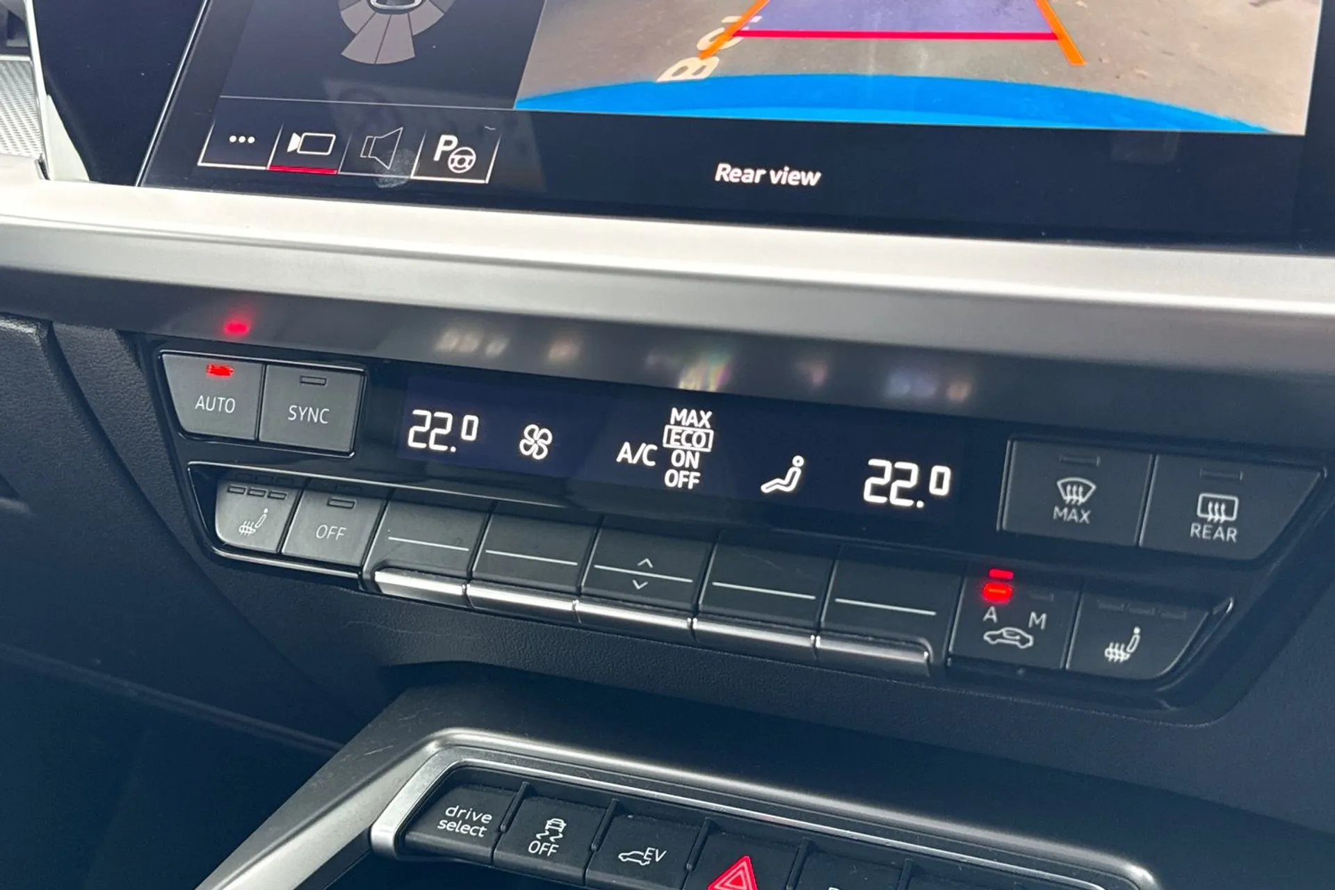 Audi A3 thumbnail image number 33