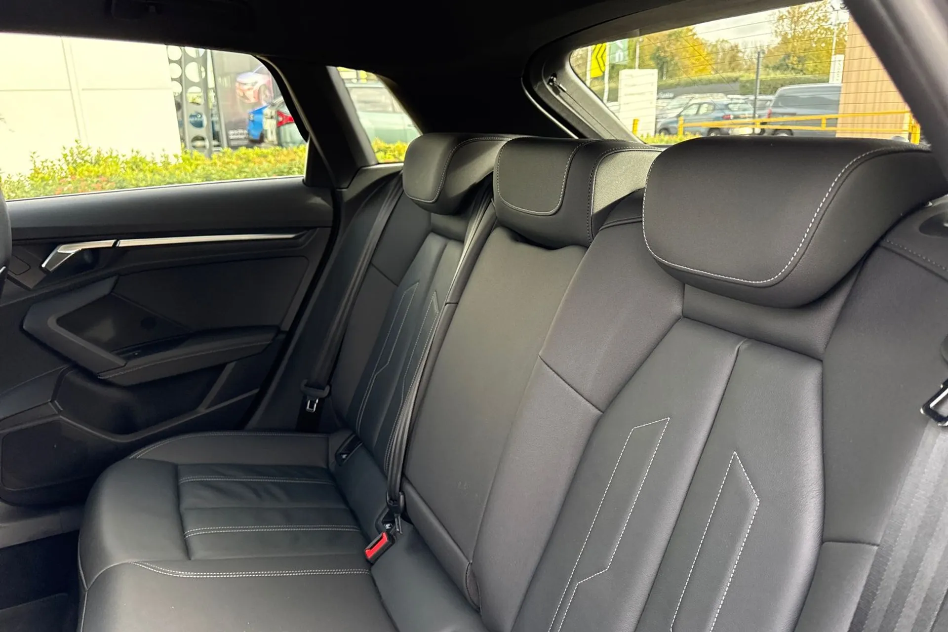 Audi A3 thumbnail image number 32