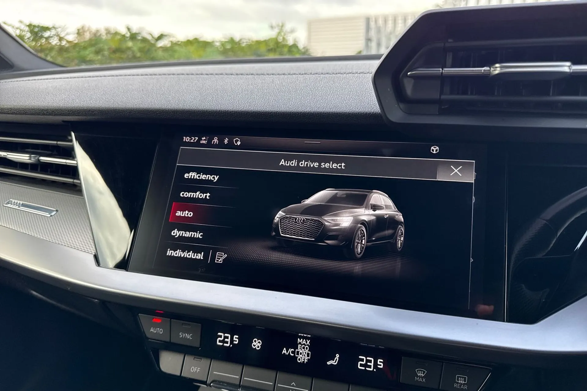 Audi A3 thumbnail image number 31