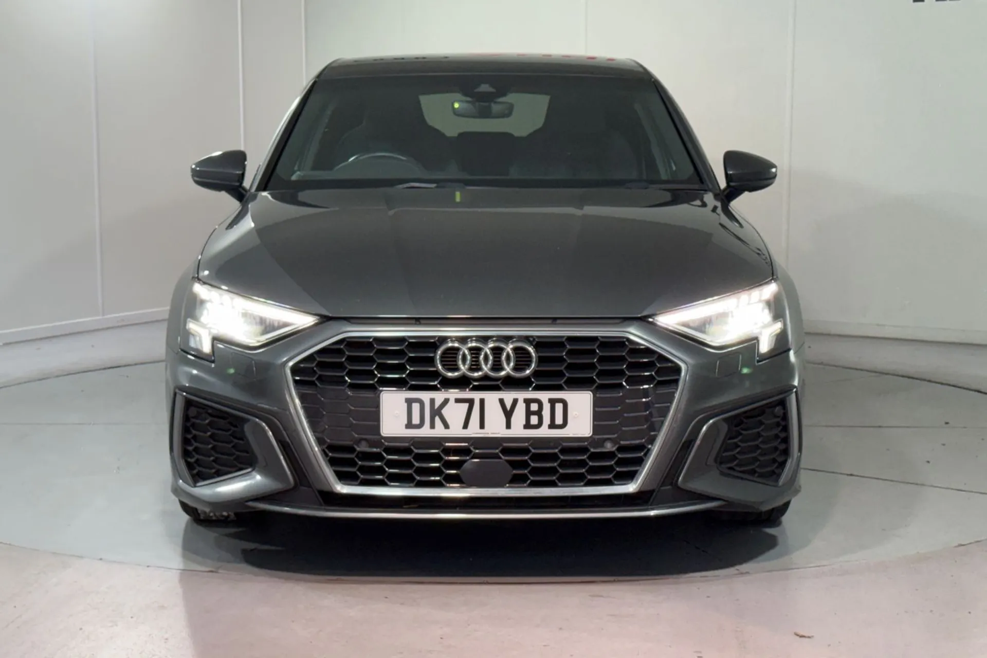 Audi A3 thumbnail image number 6