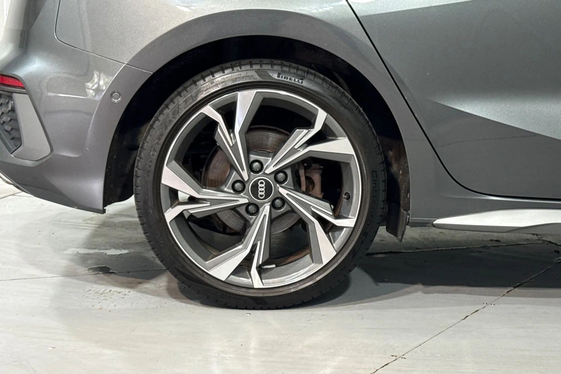 Audi A3 thumbnail image number 12