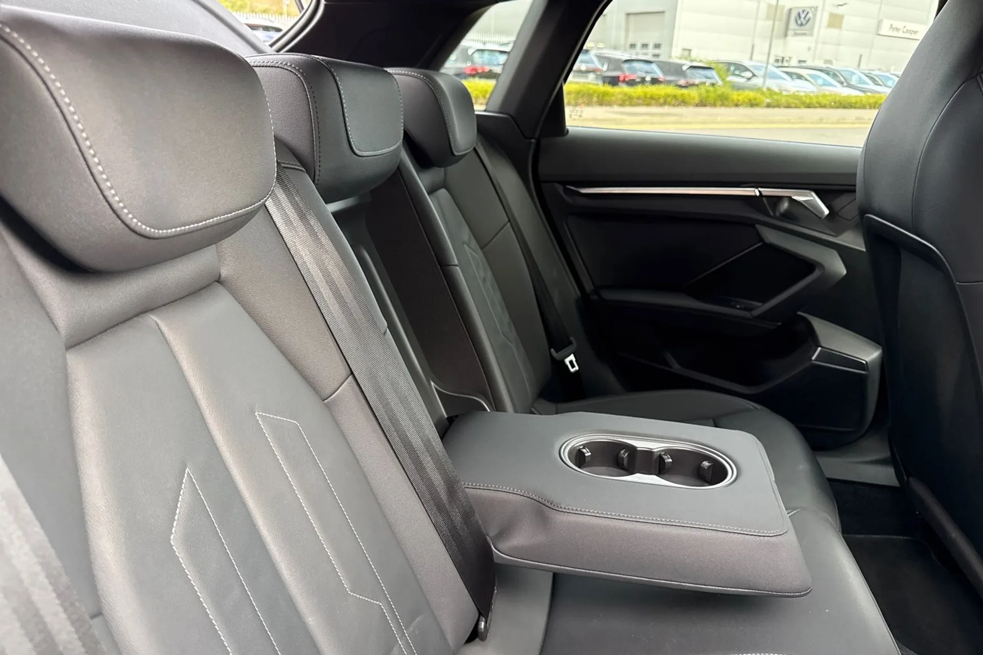 Audi A3 thumbnail image number 24