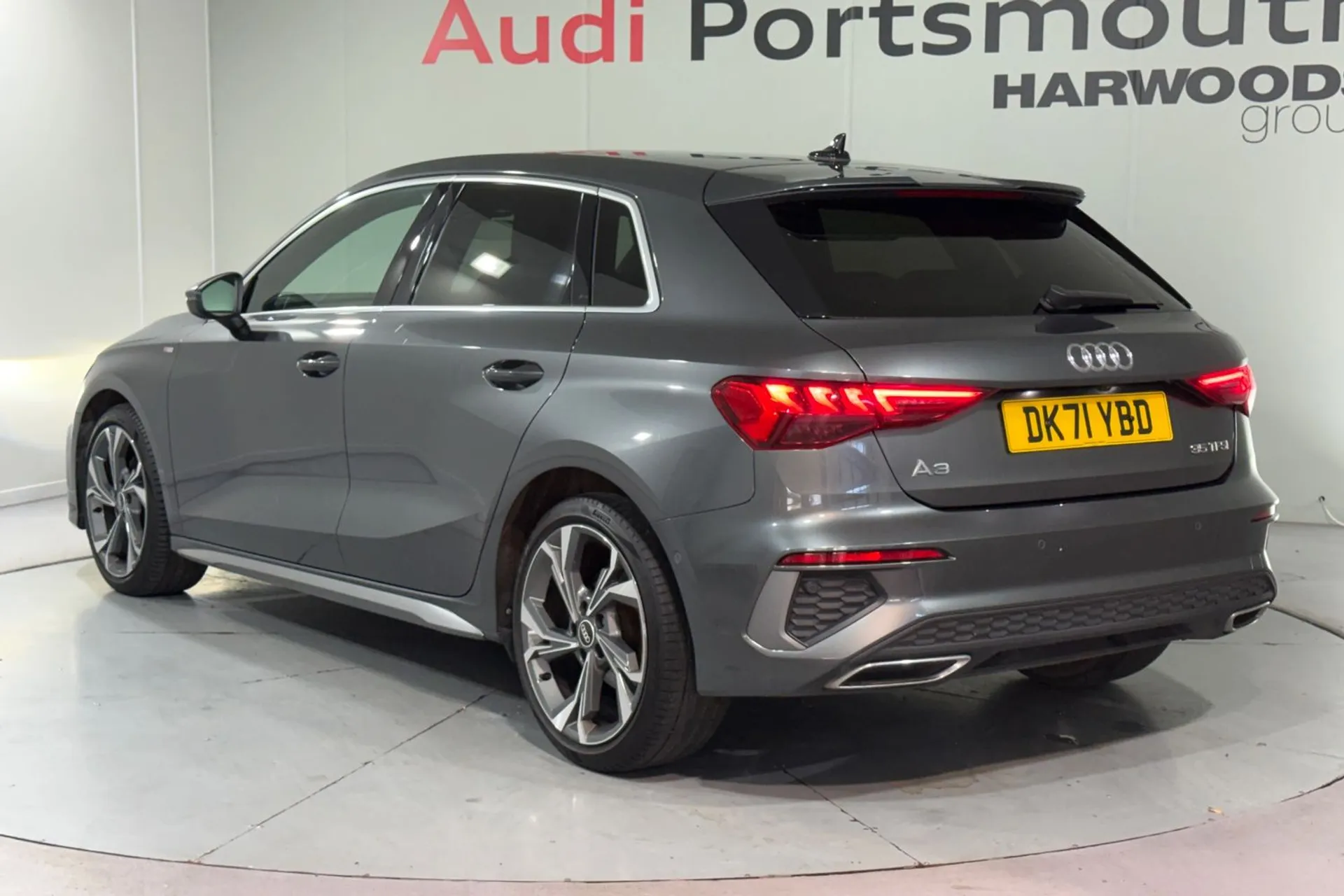 Audi A3 thumbnail image number 9