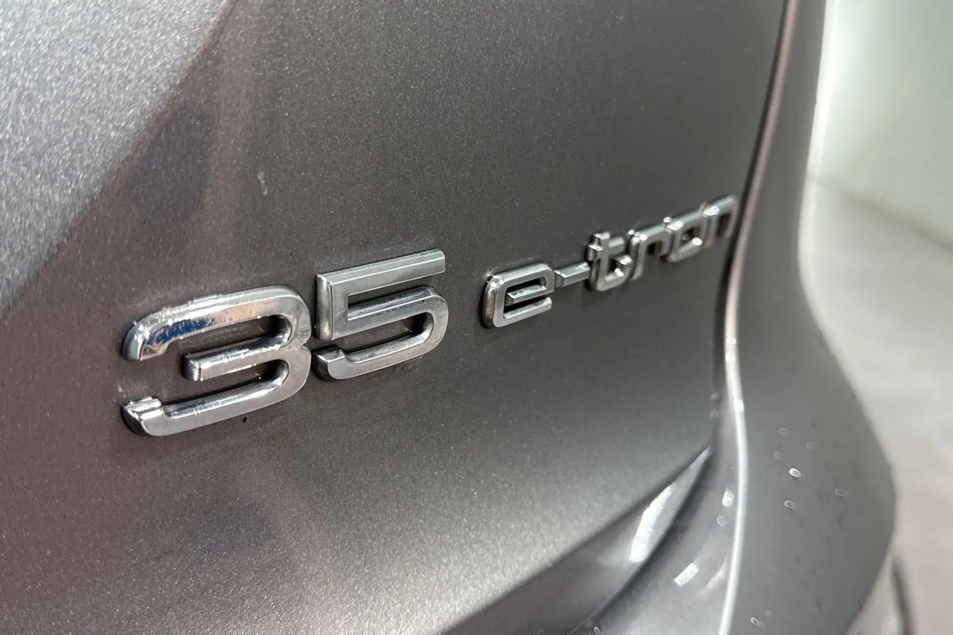 Audi Q4 thumbnail image number 24