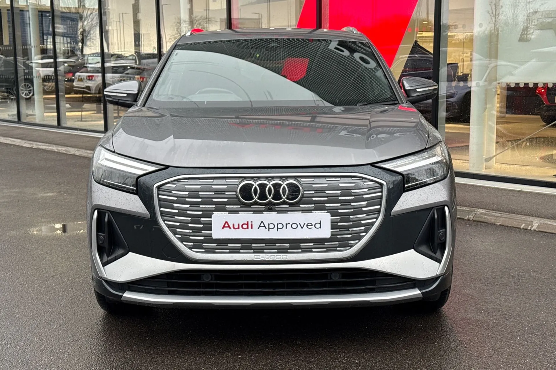 Audi Q4 thumbnail image number 6