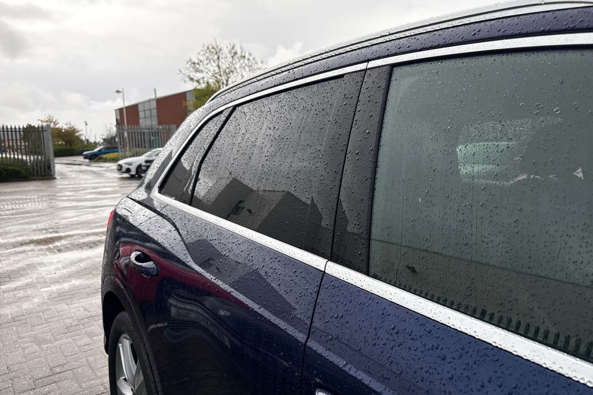 Audi Q3 thumbnail image number 14