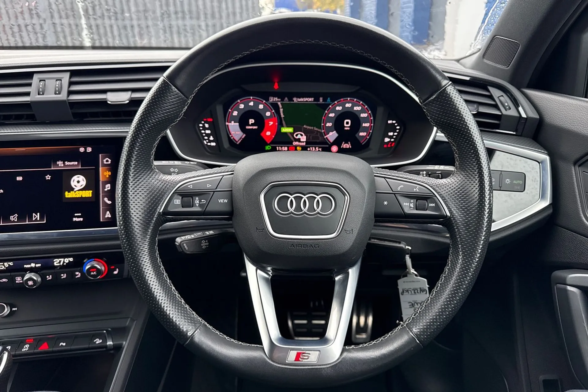 Audi Q3 thumbnail image number 41